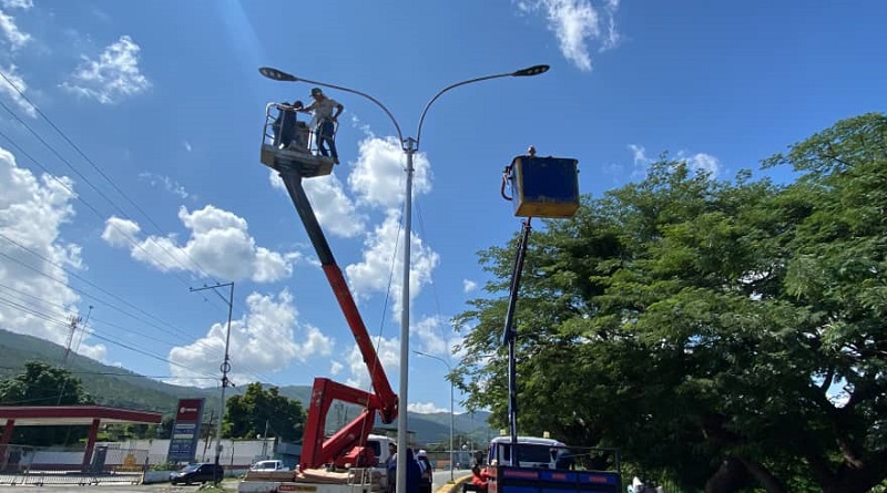 Iluminan el tramo Bella Vista en la Carretera Nacional Cagua- La Villa