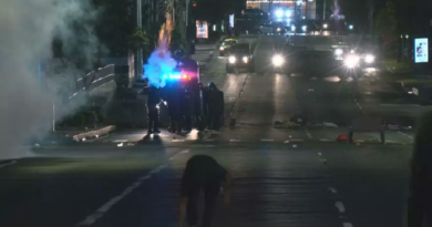 Policía panameña reprime marcha contra la explotación minera