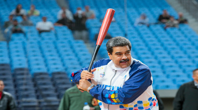 Presidente Maduro celebra inicio de la fiesta del béisbol venezolano