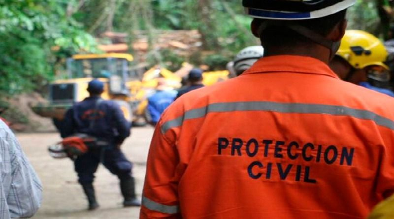 Organismos de seguridad de Miranda atienden afectaciones por lluvias