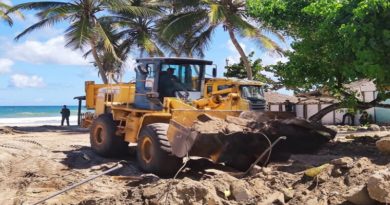 Playa Parguito avanza con labores de recuperación integral en Nueva Esparta