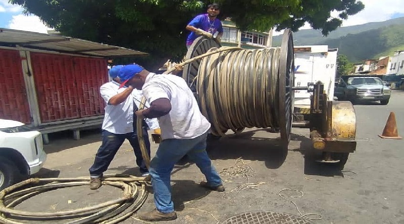 Ejecutan maniobras para garantizar telecomunicaciones en San Bernardino