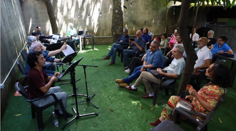 Inauguran nuevo espacio para la tertulia teatral