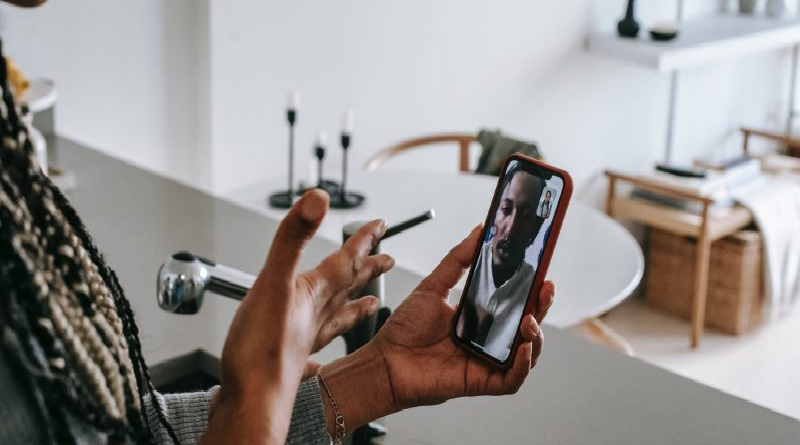 Red social "X" permite realizar llamadas y videollamadas