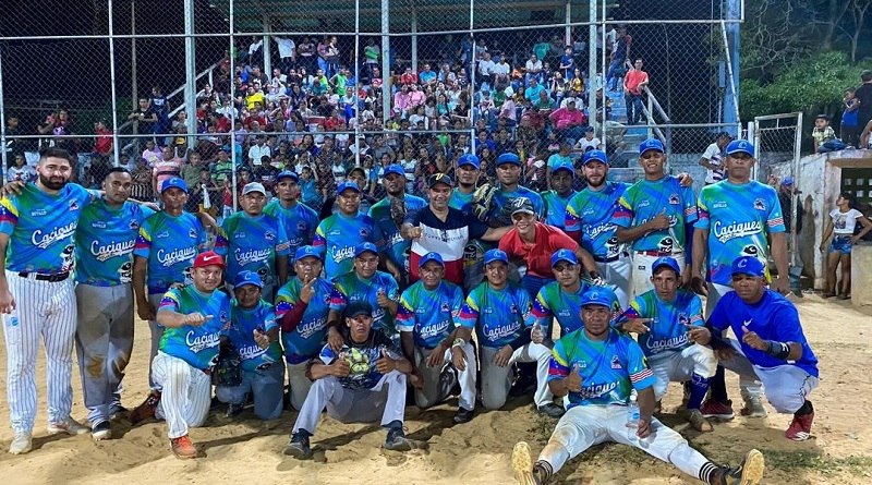 Realizan primer octagonal de softbol el estadio Cutberto Rivero en Monagas