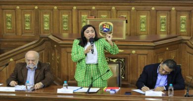 Replican Seminario Antibloqueo en Red de Mujeres y Jóvenes Parlamentarios