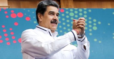 Presidente Maduro invita a cultores a inscribirse en Gran Misión Viva Venezuela