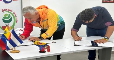 Venezuela y Cuba firman siete acuerdos de cooperación en materia turística y cultural
