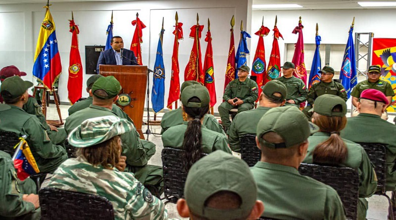 FANB participa en foro de la Guayana Esequiba en Falcón