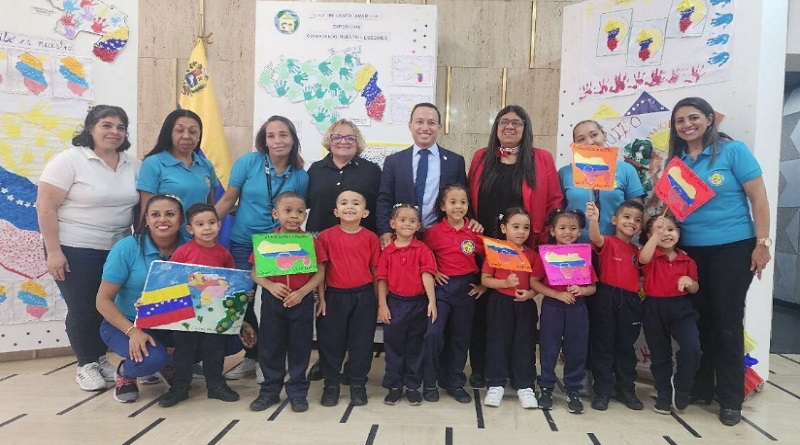 Inauguran exposición “Conociendo a Nuestro Esequibo”
