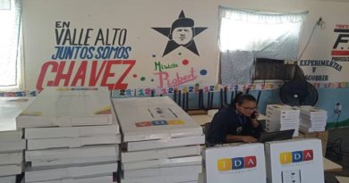 Distribuyen antenas y decodificadores del servicio TDA en Bolívar