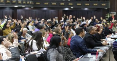 Parlamentarios aprueban creación de la Gran Misión Venezuela Mujer