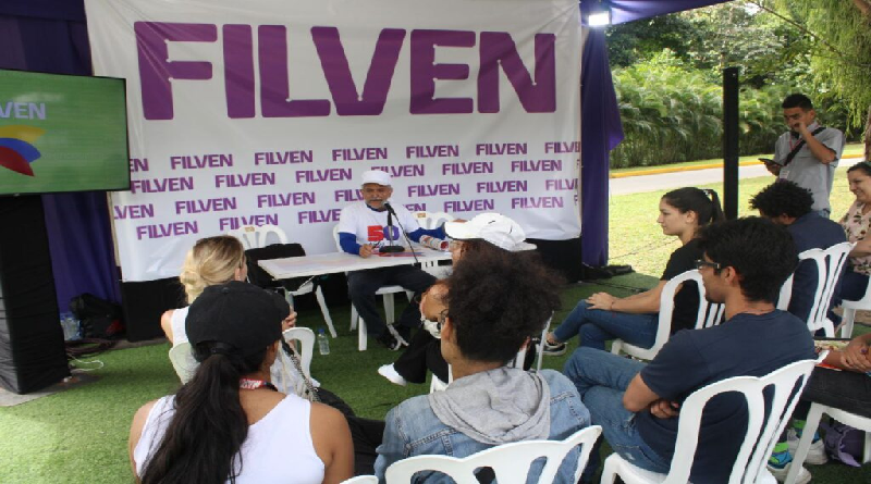 Ofrecen taller para orientar actos culturales en centros educativos
