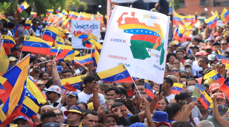Marchan en Bolívar en defensa de la Guayana Esequiba