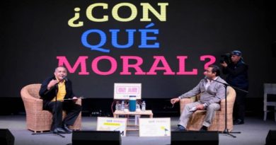 Presentan en Filven performance del libro “¿Con qué Moral?” de Carlos Sierra