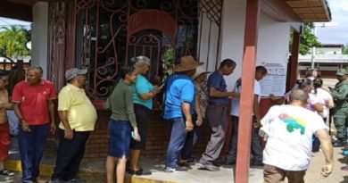Monaguenses participan en simulacro electoral