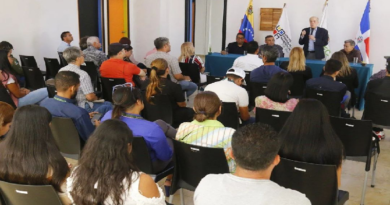 Realizan taller sobre políticas públicas para mitigar fénomenos adversos