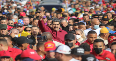Jefe de Estado celebra Día Nacional de la Historia Insurgente y Derechos Soberanos