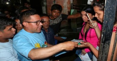 Resaltan en comunidad de Caricuao importancia de votar en referéndum consultivo