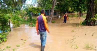 Atienden a familias tras desbordamientos de ríos en municipio Baralt estado Zulia