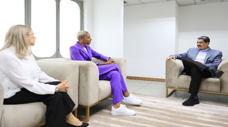 Jefe de Estado se reúne con medallista olímpica Yulimar Rojas en el estado Aragua