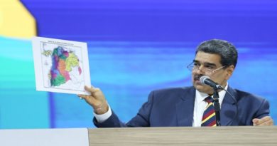 Jefe de Estado insta a dirigentes del PPT a defender la Guayana Esequiba