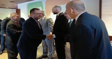 Exploran rutas de cooperación en el sector farmacéutico entre Egipto y Venezuela