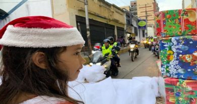 Gran Caravana Navideña 2023 recorre calles de Mérida