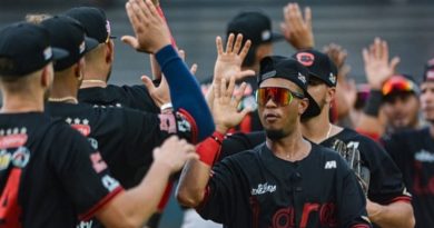 Cardenales dividió honores con Caribes y retoma la cima de la LVBP
