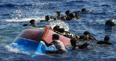Mueren migrantes tras un naufragio cerca de la costa de Libia
