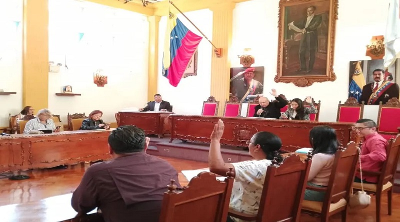 Autoridades del Clebm presentan Proyecto de Ley de Presupuesto 2024 en Mérida