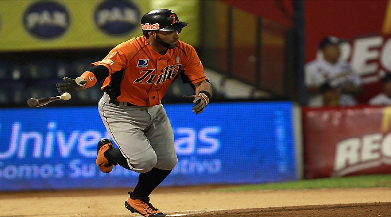 Águilas gana el juego extra e irá ante Tigres por el comodín