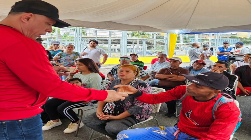 Más de 440 mil venezolanos asistieron a jornada especial de cedulación