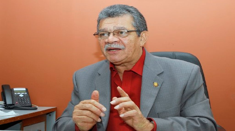 Venezuela rememora legado del periodista Earle Herrera
