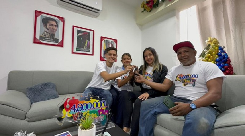 Entregan 151 viviendas multifamiliares en urbanismo Ciudad Tiuna parroquia Coche