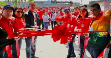 Inauguran Centros de Abastecimiento para los trabajadores petroleros y gasíferos