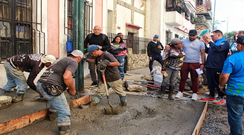 Reparan hundimiento de la vialidad en la parroquia San Agustín de Caracas