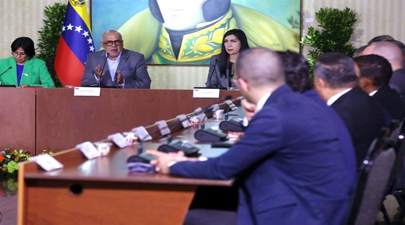 Indígenas presentan propuestas a Alta Comisión para defensa de la Guayana Esequiba