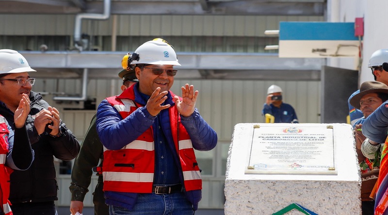 Bolivia inaugura primera planta de litio en Uyuni