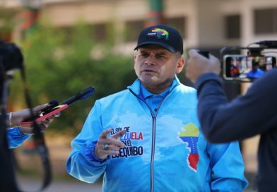 Gobierno exalta logística del CNE para desarrollo del referendo consultivo
