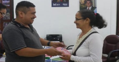 Efectúan jornada para la entrega de lentes correctivos en el estado Mérida