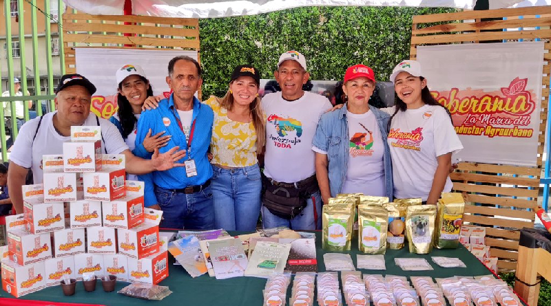 Productores de Caracas impulsan economía comunal y familiar