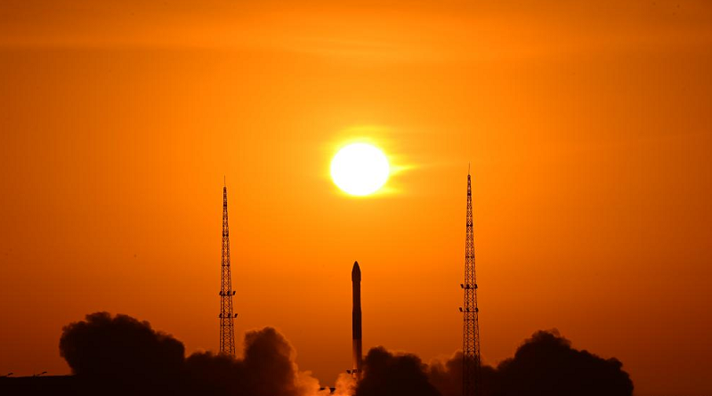 China lanza cuatro satélites meteorológicos