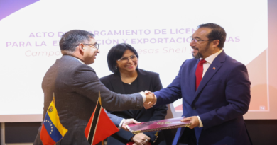 Venezuela y Trinidad y Tobago suscriben licencia para explotación de gas