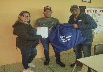 Comercializan kits de Televisión Satelital a habitantes de Mucuhíes en Mérida