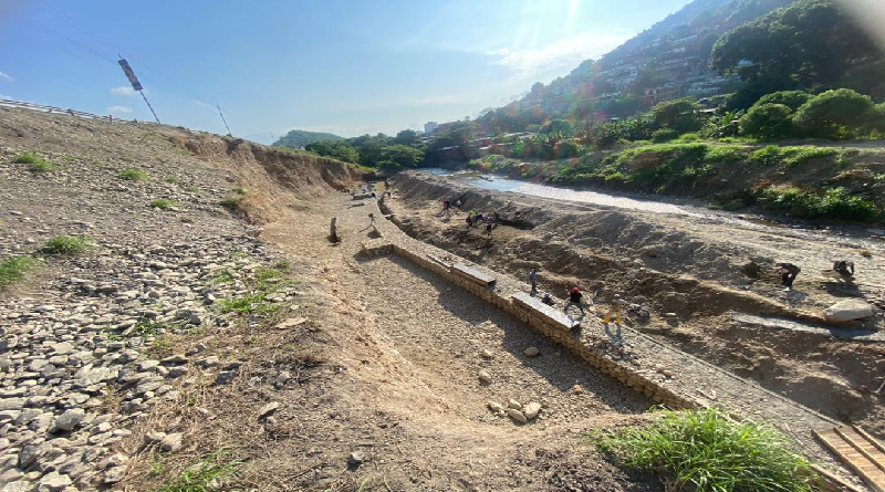 Rehabilitan diferentes arterias viales del estado Miranda