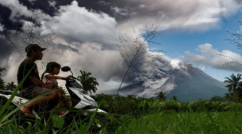Canciller de Cuba lamenta fallecidos por erupción del Volcán Merapi en Indonesia
