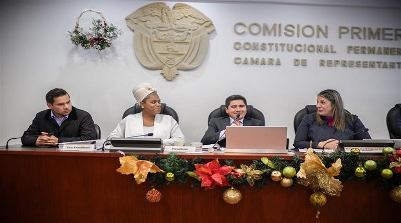 Aprueban en primer debate proyecto de Ley de Educación en Colombia