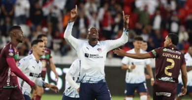 LDU de Quito vence a Mushuc Runa con par de goles de Jan Hurtado