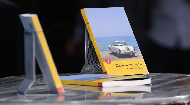 Presentan novela «El Mar que me regalas» basada en un manuscrito histórico policial